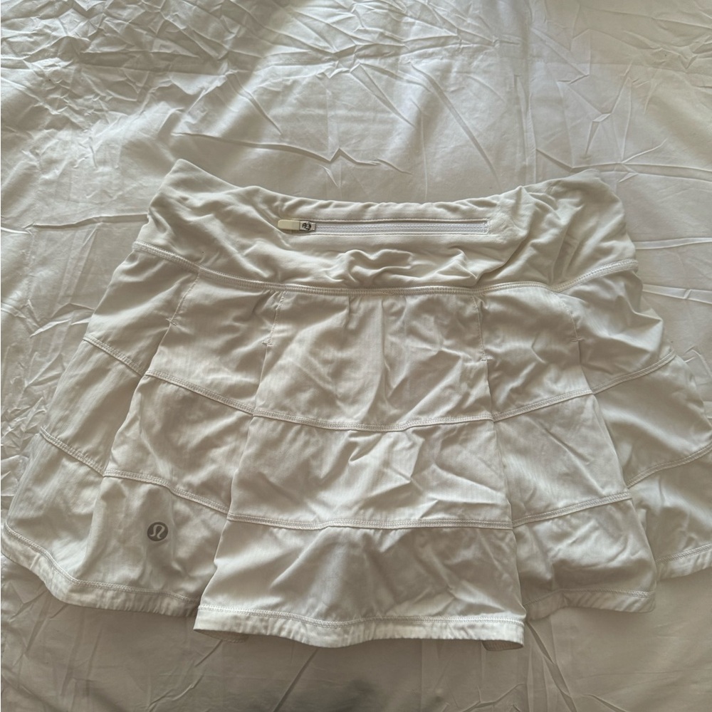 White lululemon skirt